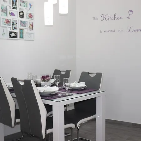 Bruno Apartment *