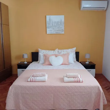 Bruno Apartment *